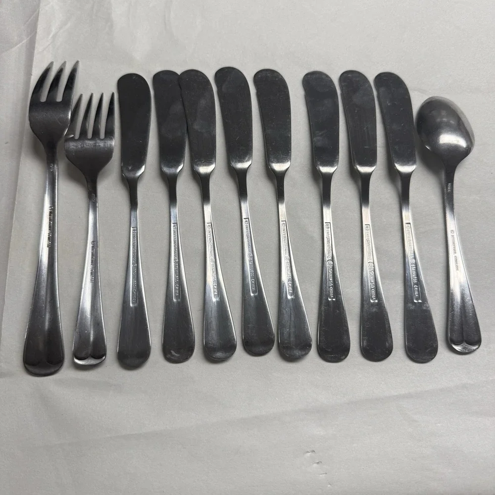 11 International Simplicity Center Ridge Stainless Butter Knives Forks Spoon